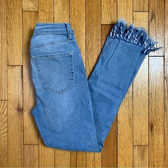 Free People sz 27 Boho Great Heights Frayed Skinny High Rise Crop Jeans - Picture 4 of 8
